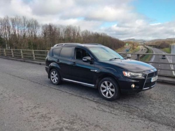 Mitsubishi Outlander SUV, Diesel, 2011, Black