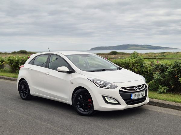 Hyundai i30 Hatchback, Diesel, 2013, White