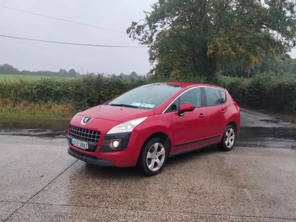 Peugeot 3008 Hatchback, Diesel, 2013, Red