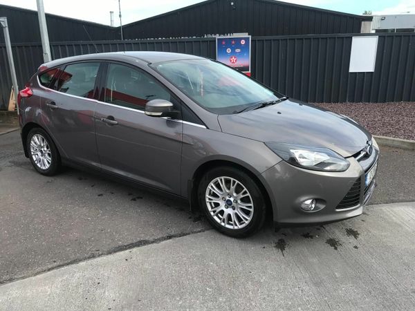 Ford Focus Hatchback, Diesel, 2012, Brown