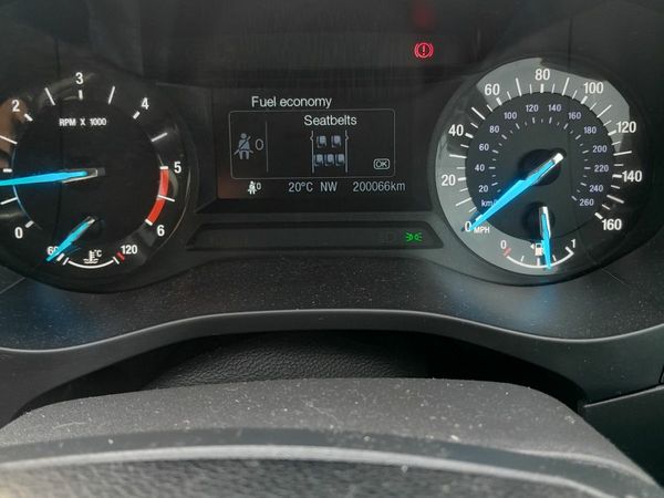 Ford Mondeo Hatchback, Diesel, 2018, Silver