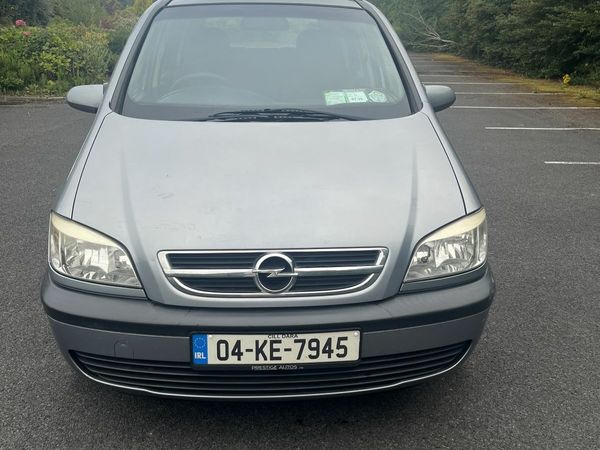 Opel Zafira MPV, Petrol, 2004, Silver