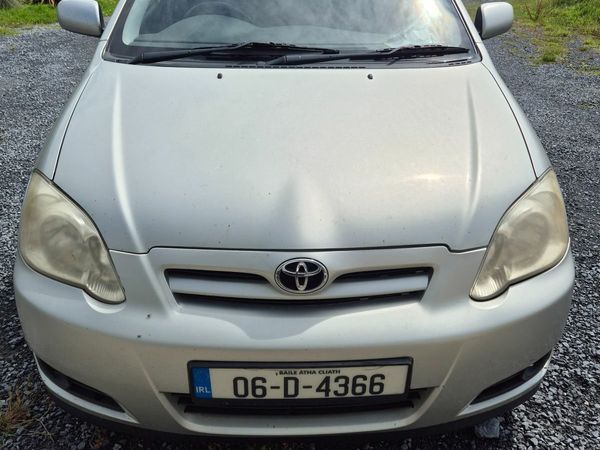 Toyota Corolla Hatchback, Petrol, 2006, Silver