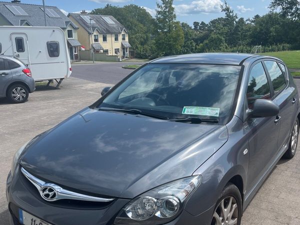 Hyundai i30 Hatchback, Diesel, 2011, Grey