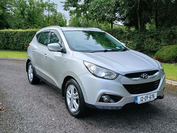 Hyundai ix35 SUV, Diesel, 2012, Silver