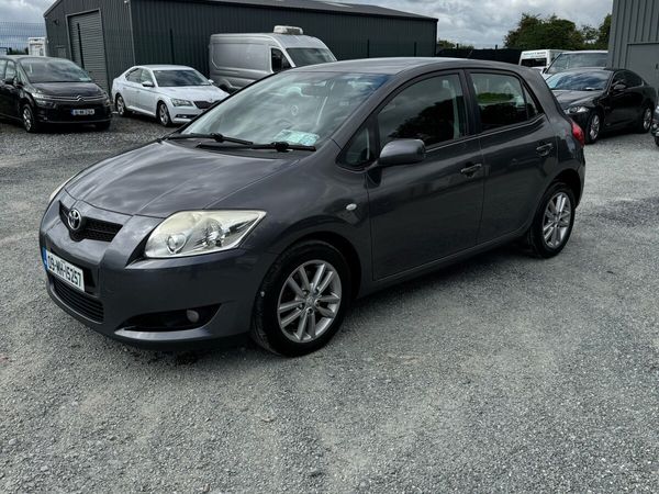 Toyota Auris Hatchback, Diesel, 2009, Grey