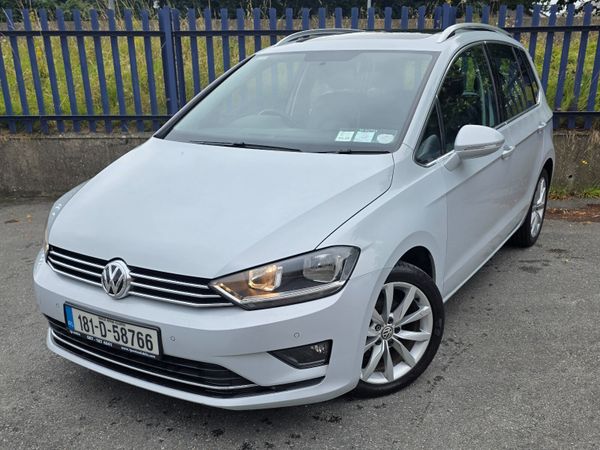 Volkswagen Golf Hatchback, Petrol, 2018, White