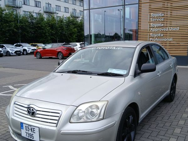 Toyota Avensis Saloon, Petrol, 2003, Silver