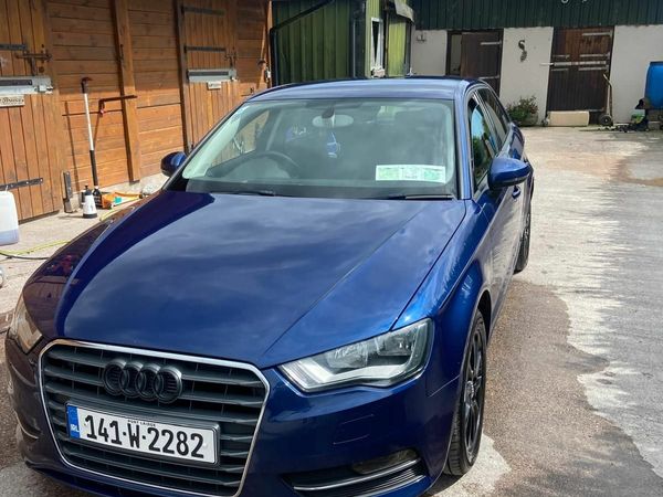 Audi A3 Hatchback, Diesel, 2014, Blue
