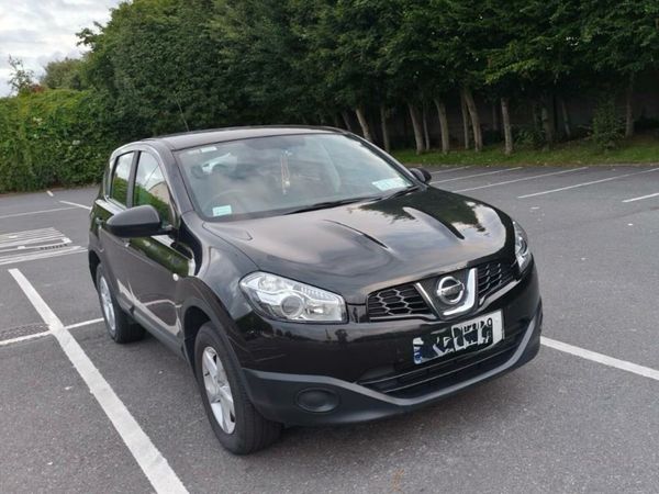 Nissan Qashqai Hatchback, Diesel, 2012, Black