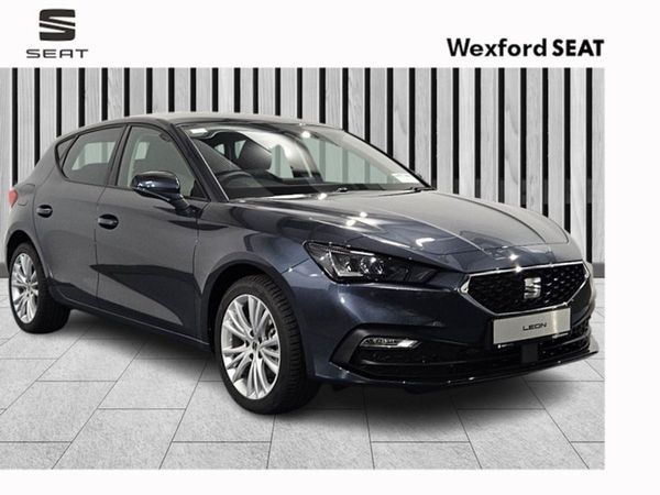 SEAT Leon Hatchback, Diesel, 2025, Grey