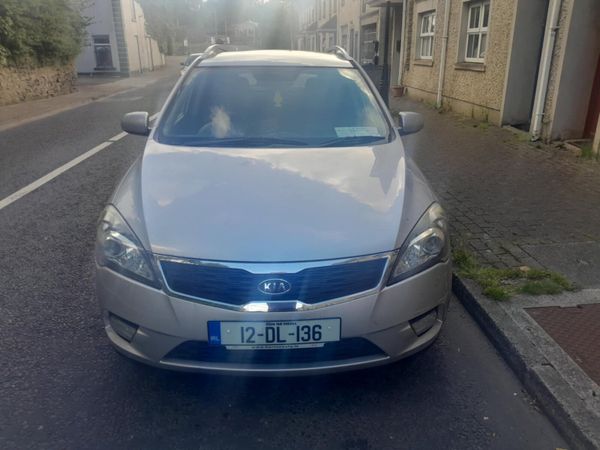 Kia Ceed MPV, Diesel, 2012, Silver