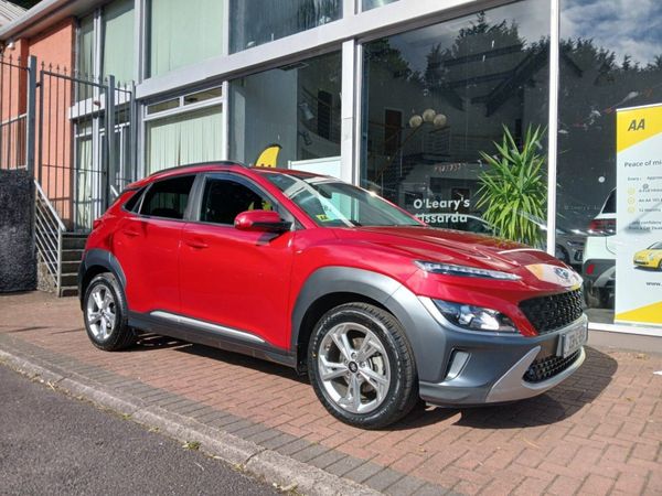 Hyundai KONA MPV, Petrol, 2023, Red