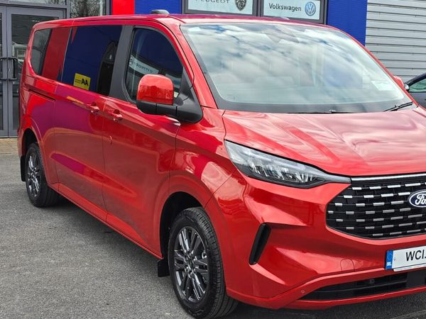Ford Tourneo Custom MPV, Diesel, 2026, Red