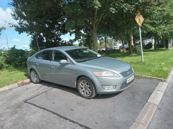 Ford Mondeo Hatchback, Diesel, 2009, Grey