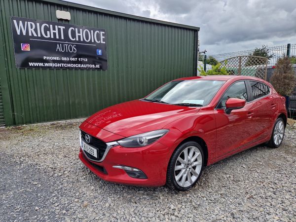 Mazda Mazda3 Hatchback, Diesel, 2018, Red