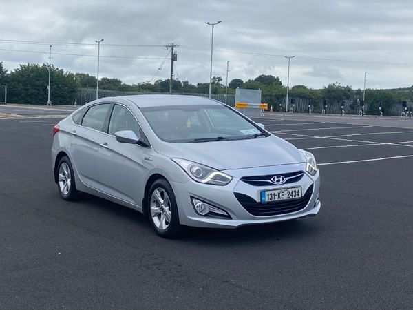 Hyundai i40 Saloon, Diesel, 2013, Silver