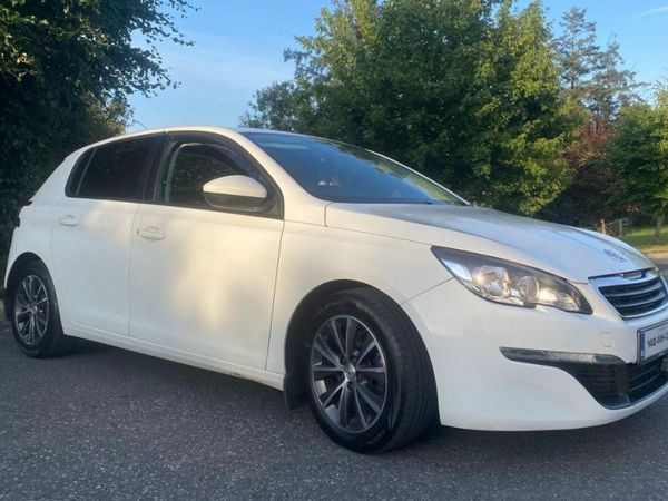 Peugeot 308 Hatchback, Diesel, 2014, White