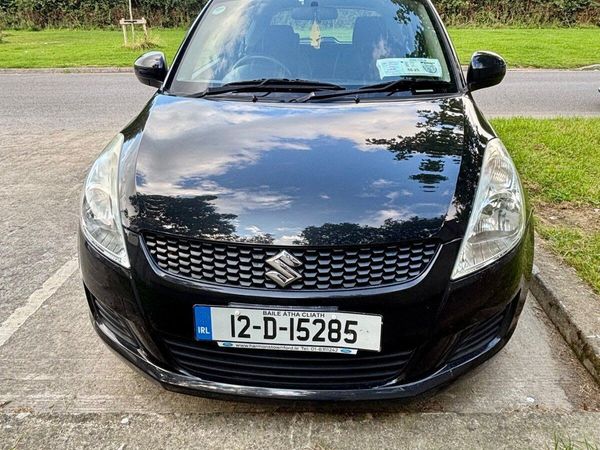 Suzuki Swift Hatchback, Petrol, 2012, Black