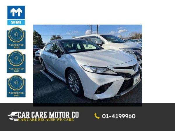 Toyota Camry Saloon, Hybrid, 2018, White