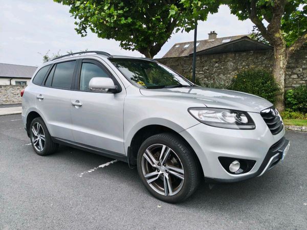 Hyundai Santa Fe SUV, Diesel, 2012, Silver