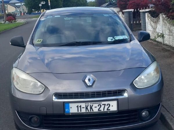 Renault Fluence Saloon, Diesel, 2011, Grey