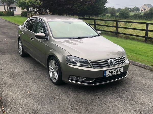 Volkswagen Passat Saloon, Diesel, 2012, Brown