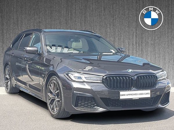 BMW 5-Series Estate, Petrol Plug-in Hybrid, 2024, Grey