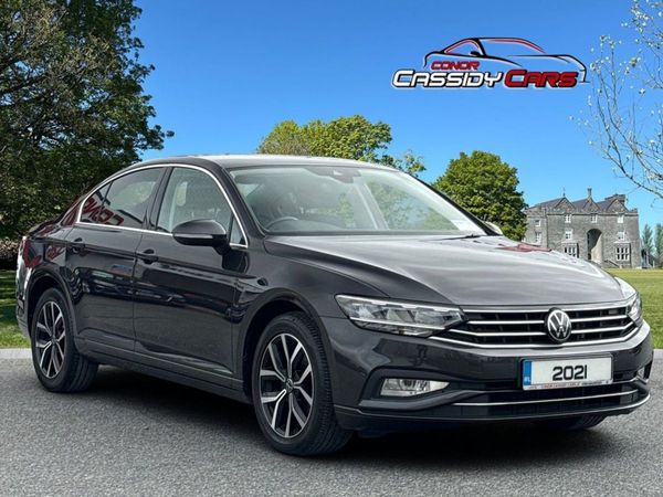 Volkswagen Passat Saloon, Diesel, 2021, Grey
