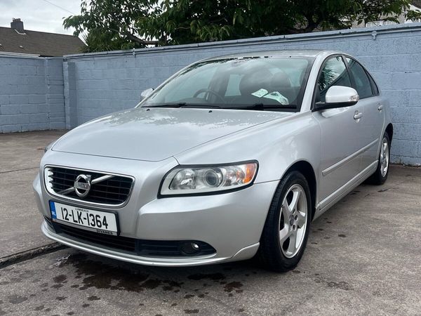 Volvo S40 Saloon, Diesel, 2012, Silver