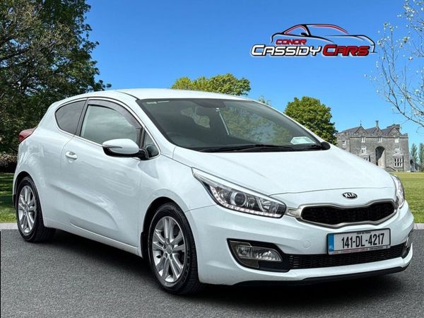 Kia ProCeed Hatchback, Diesel, 2014, White