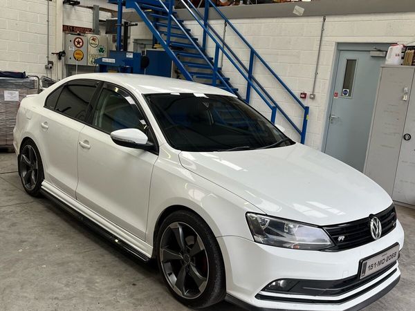 Volkswagen Jetta Saloon, Diesel, 2015, White