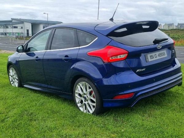 Ford Focus Hatchback, Diesel, 2015, Blue
