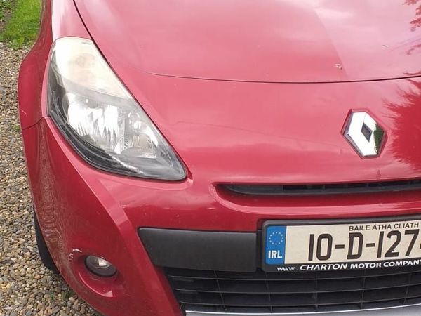 Renault Clio Hatchback, Ethanol Petrol, 2010, Red