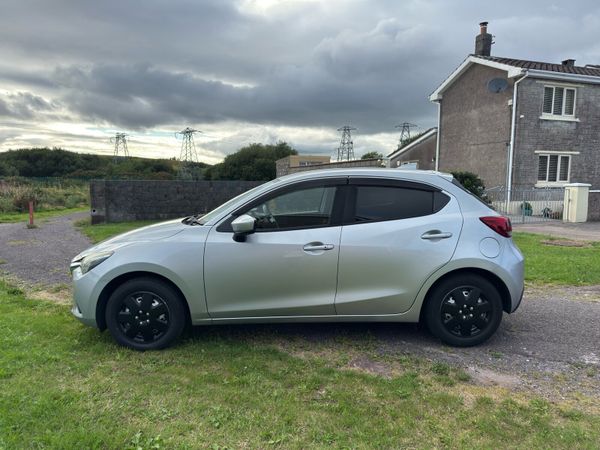 Mazda Demio MPV, Petrol, 2017, Silver