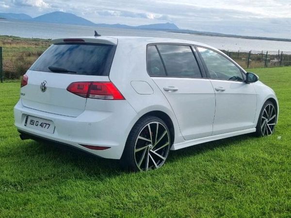 Volkswagen Golf Estate, Diesel, 2015, White