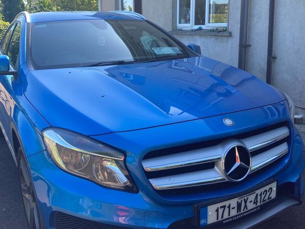 Mercedes-Benz GLA SUV, Diesel, 2017, Blue