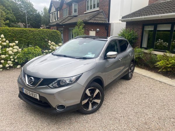 Nissan Qashqai Hatchback, Diesel, 2016, Silver
