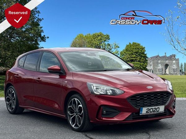 Ford Focus Hatchback, Petrol, 2020, Red