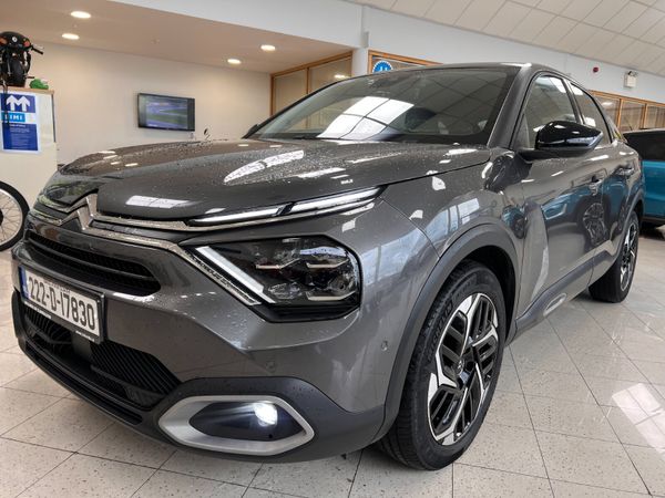 Citroen C4 Hatchback, Diesel, 2022, Grey
