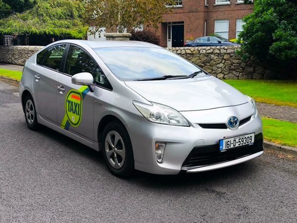 Toyota Prius Hatchback, Petrol Hybrid, 2016, Silver