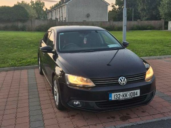 Volkswagen Jetta Saloon, Diesel, 2013, Black