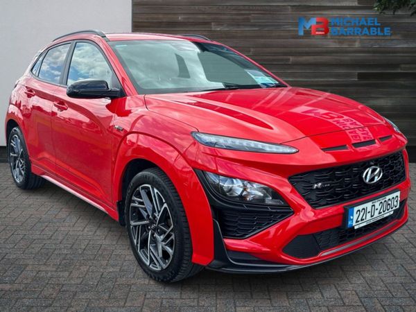 Hyundai KONA MPV, Petrol, 2022, Red
