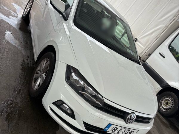 Volkswagen Polo Hatchback, Petrol, 2018, White