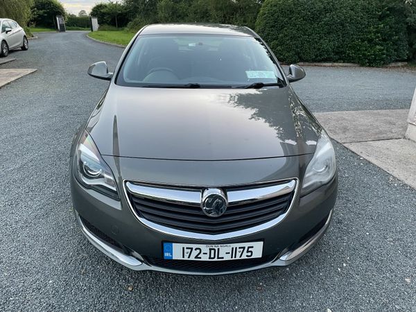 Vauxhall Insignia Hatchback, Diesel, 2017, Grey
