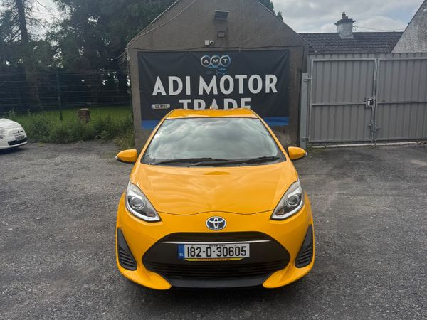 Toyota Aqua Hatchback, Petrol Hybrid, 2018, Yellow