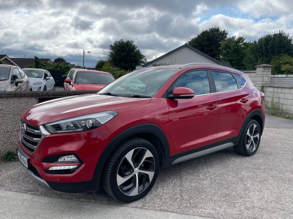 Hyundai Tucson SUV, Diesel, 2017, Red