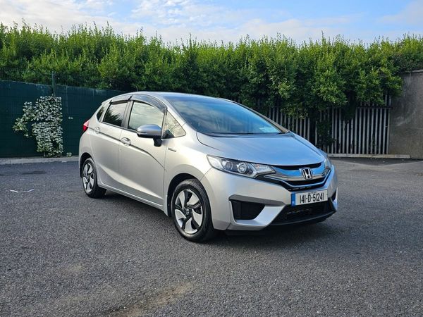 Honda Fit Hatchback, Petrol Hybrid, 2014, Silver