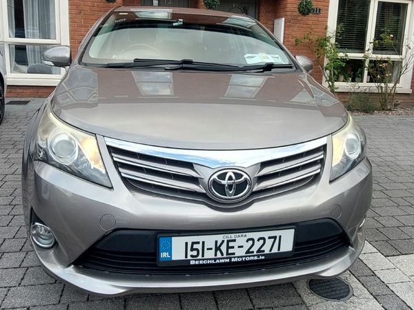 Toyota Avensis Saloon, Diesel, 2015, Bronze