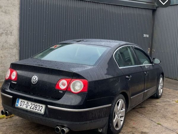 Volkswagen Passat Saloon, Diesel, 2007, Black